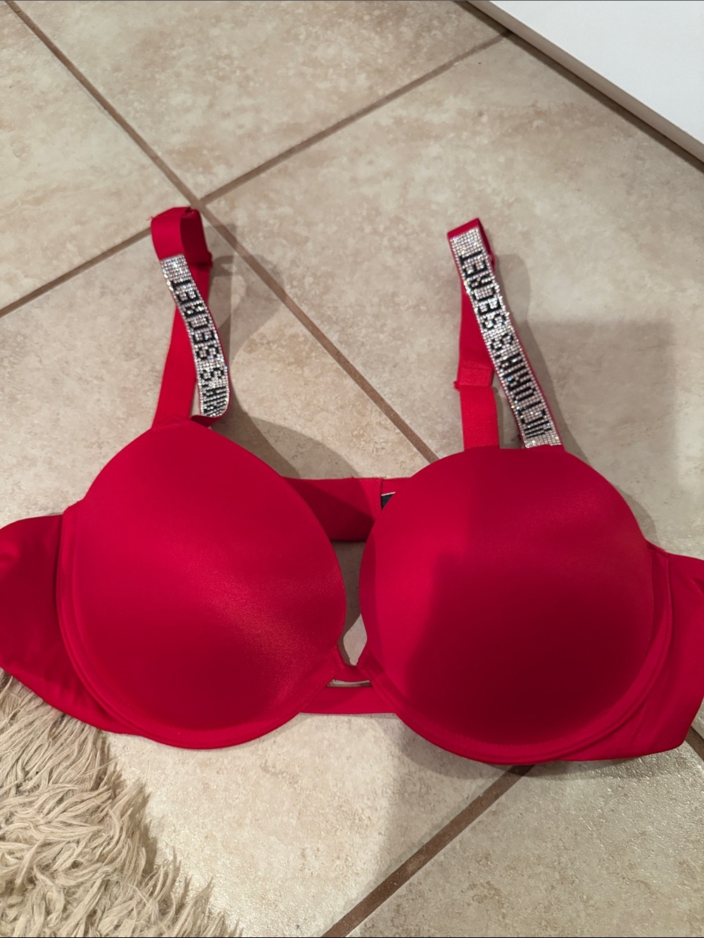 38C Victoria Secret Shine Strap Red Push up Bra